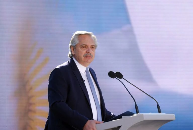 En el Día de la Independencia, Fernández auguró: “Estamos más cerca del mañana que queremos”