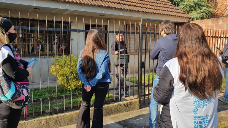 El gobierno bonaerense impulsa una jornada especial de vacunación que incluye visitas casa por casa