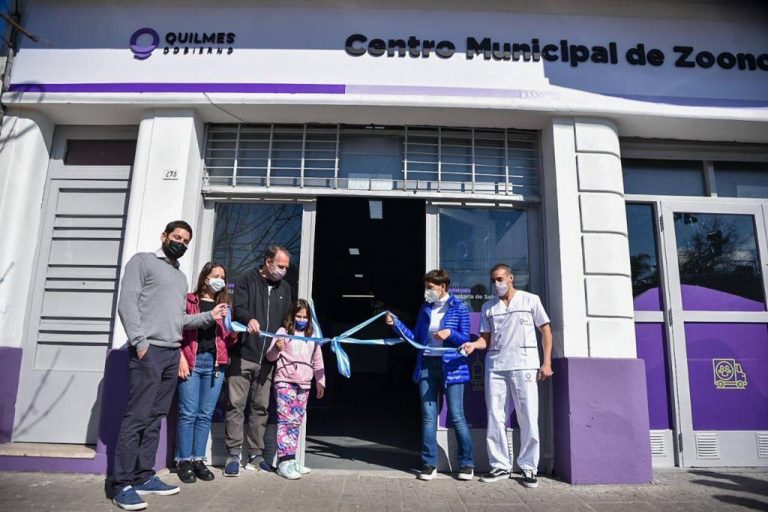 Mayra Mendoza inauguró el centro de Zoonosis Quilmes y presentó un nuevo quirófano móvil
