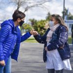 Mayra presentó nuevo mobiliario escolar 3