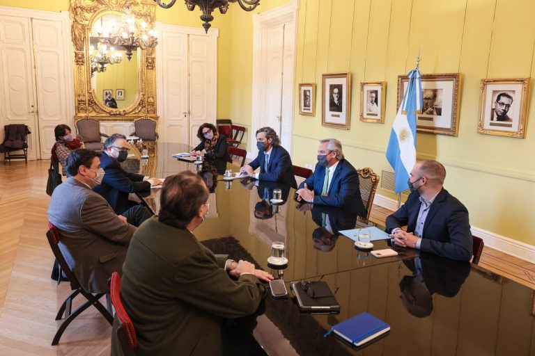 Monotributistas podrán tomar créditos a tasa cero por hasta $150.000 y a 12 meses de plazo