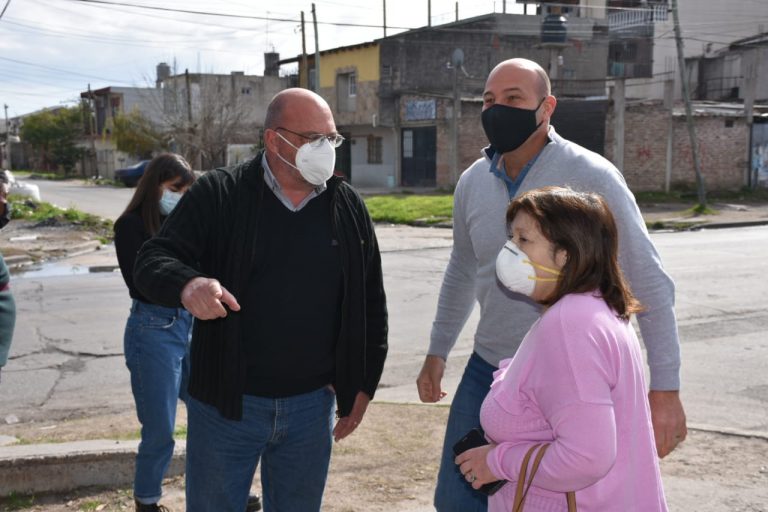 Villalba recorrió el Centro Cultural Mariano Moreno de Lomas junto a Ocaña y Martiniano Molina