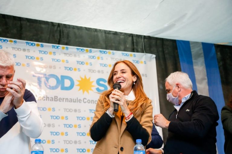 Tolosa Paz: “Que Santilli explique los 225.000 puestos de trabajo que fueron destruidos por Macri”