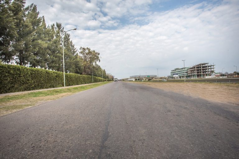 Berazategui va a pavimentar la Avenida Ombúes en Hudson