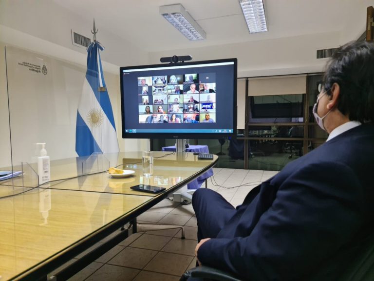 El gobierno adelanta el Consejo del Salario para la semana próxima