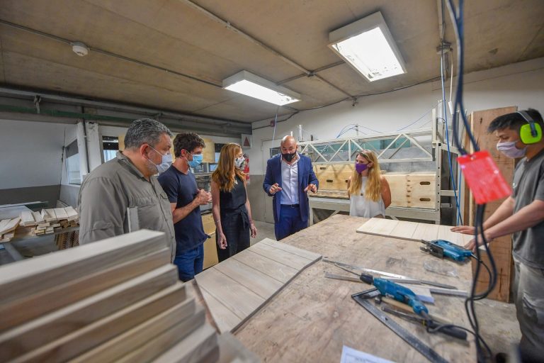 Andreotti y Tolosa Paz dialogaron con empresarios de pymes y vecinos de San Fernando