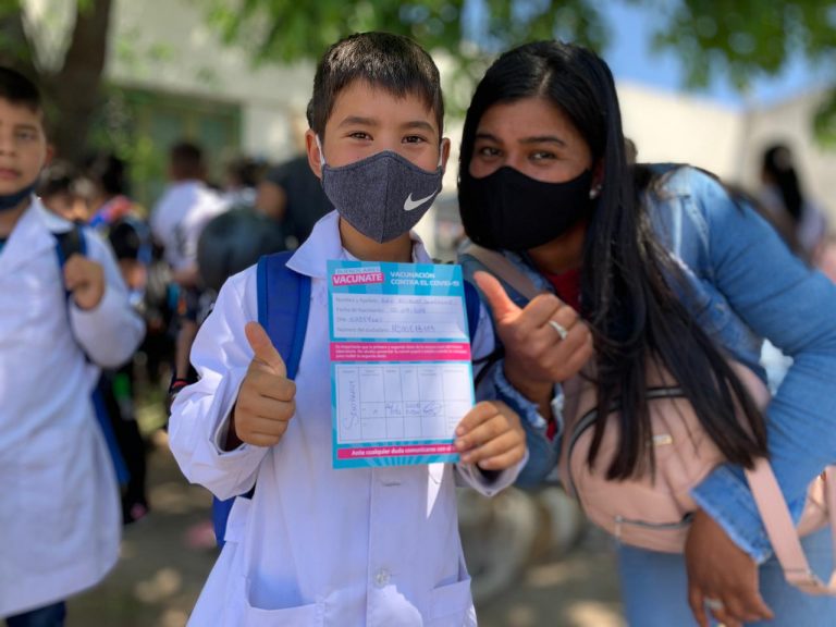 Comenzó la vacunación de niños en las escuelas de Almirante Brown