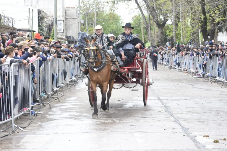 Festejos por el aniversario de Glew