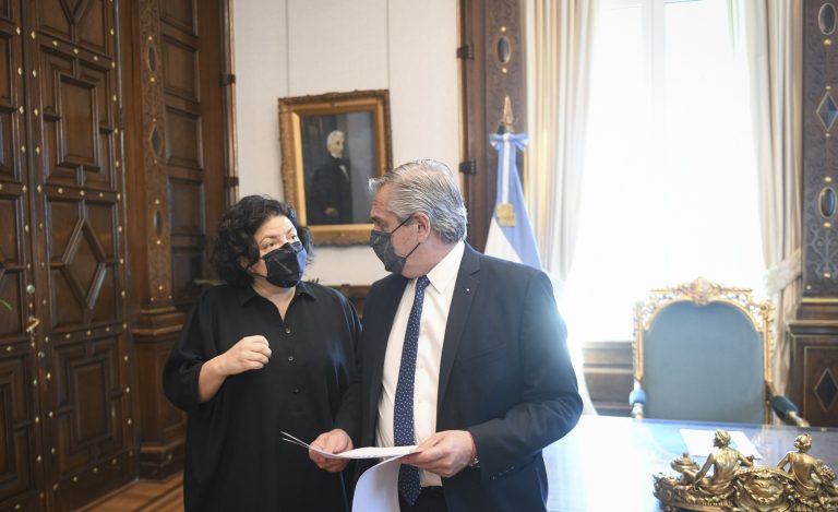 El Gobierno nacional anunció que se iniciarán los esquemas de vacunación con Sinopharm para niños de entre 3 y 11 años