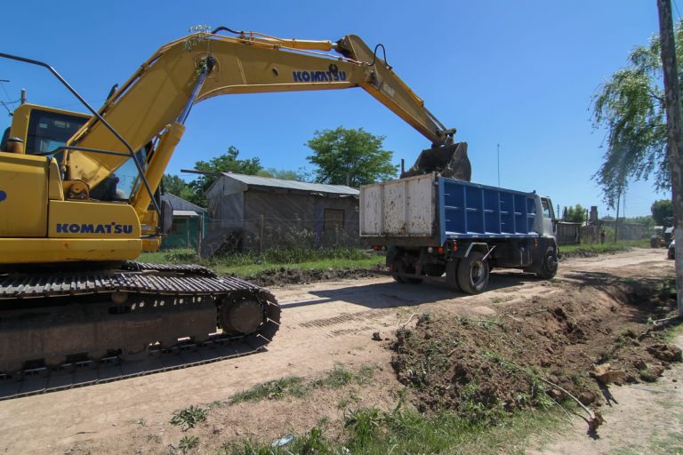 Obras de asfaltado en distintos puntos de San Vicente