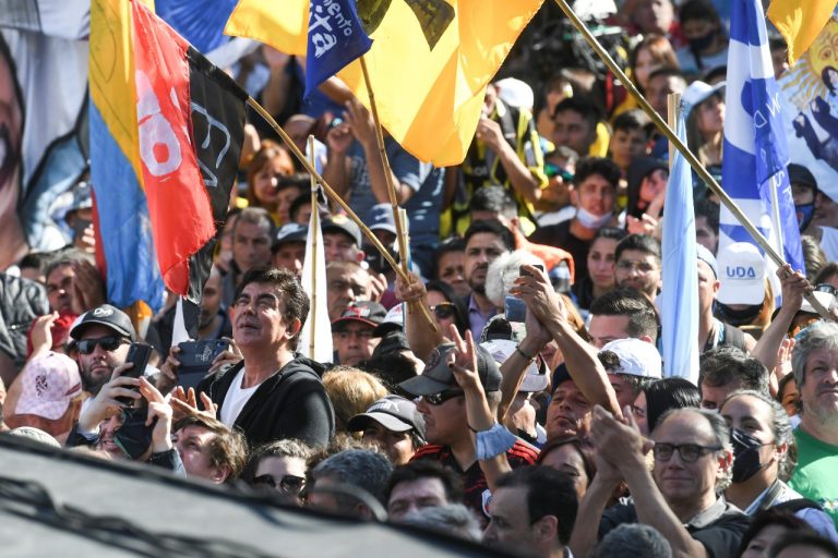 Fernando Espinoza: «Hay que hacer realidad el crecimiento de un país que incluya a todos»