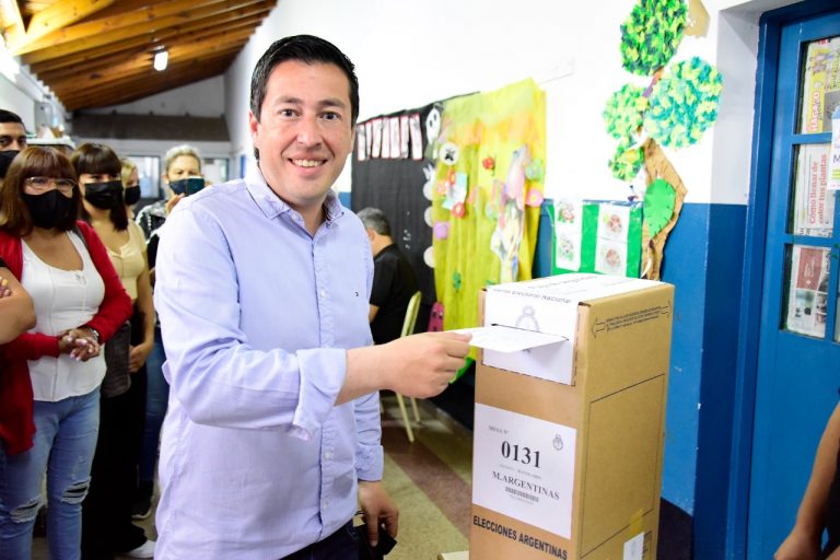 Malvinas Argentinas: votaron Vivona, Nardini, Correa y Jimenez Coronel