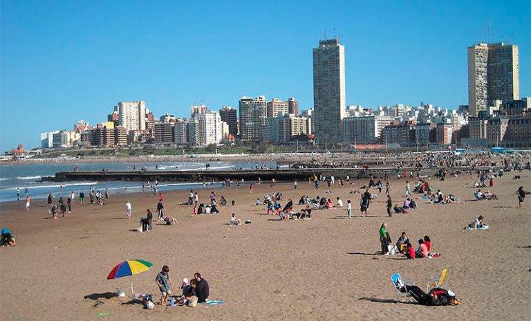 Más de 3 millones de turistas recorrieron el país el fin de semana largo