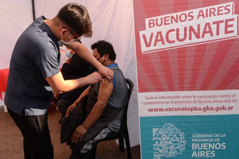 Avanza la aplicación de terceras dosis en Morón