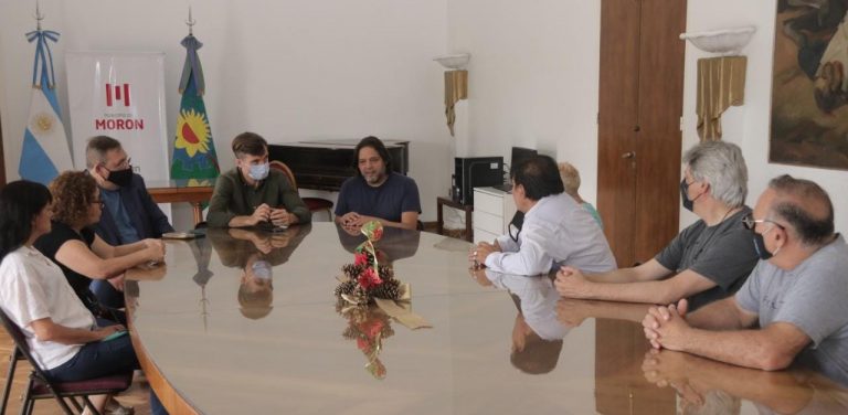 Morón dispuso un bono para casi 4.500 trabajadores municipales