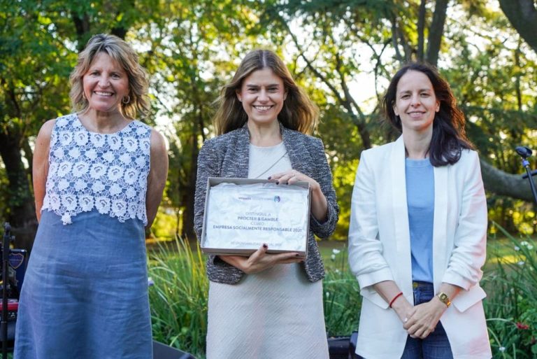 Soledad Martínez agradeció el compromiso de los empresarios