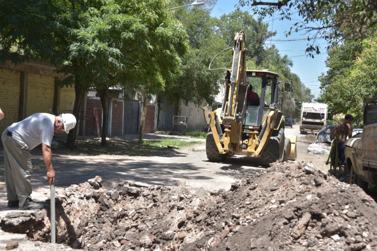 Obras de pavimentación en Parque Hermoso