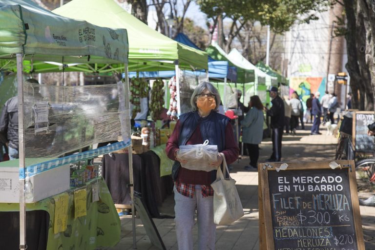 Mercado en tu barrio en Martínez