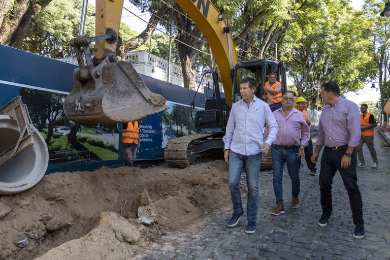 Avanzan tareas de restauración de Plaza Mitre en San Isidro