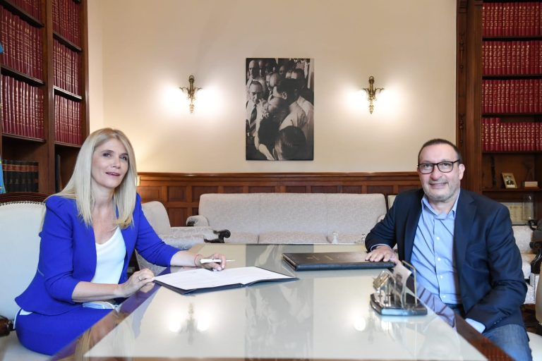 Luis Vivona se encuentra a cargo del Senado bonaerense