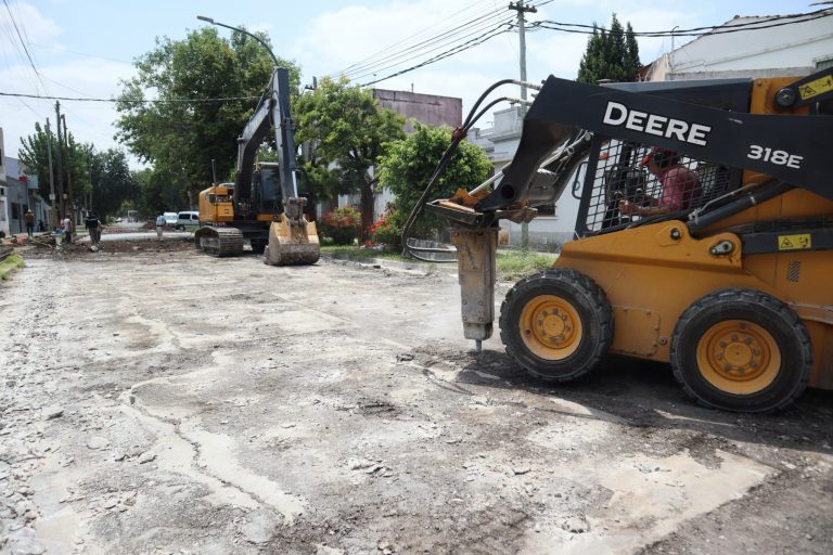 Pavimentación en calles de Lanús