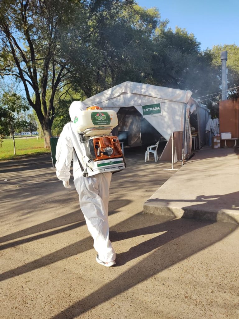 Labores de desinfección en Esteban Echeverría