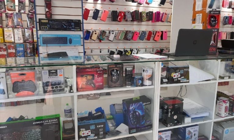 Morón lanzó un registro de celulares para evitar que se vendan los teléfonos robados como usados