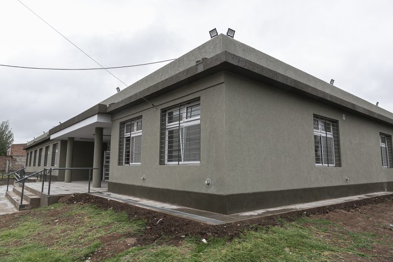 Avanzan obras en escuelas de Almirante Brown