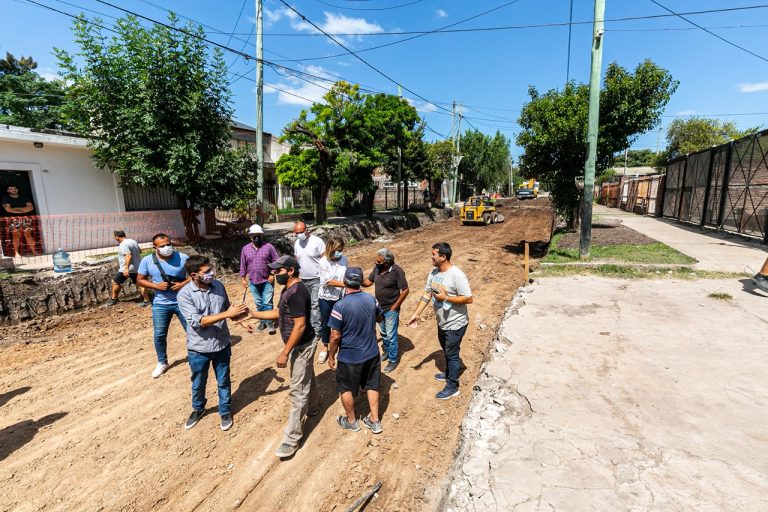 Trabajos de pavimentación en Claypole