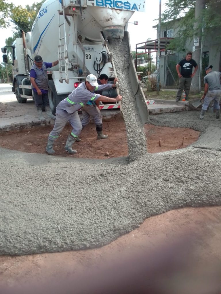 Reparación de calles en el barrio San Martín