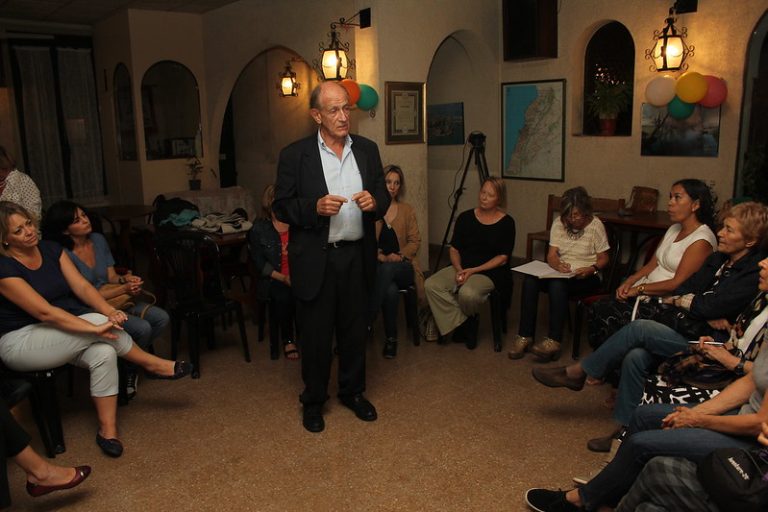 Cursos para coordinar grupos multifamiliares en San Isidro