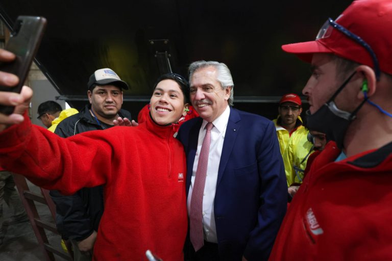 Alberto Fernández: “Creemos en la producción, el desarrollo y la distribución equitativa del ingreso”
