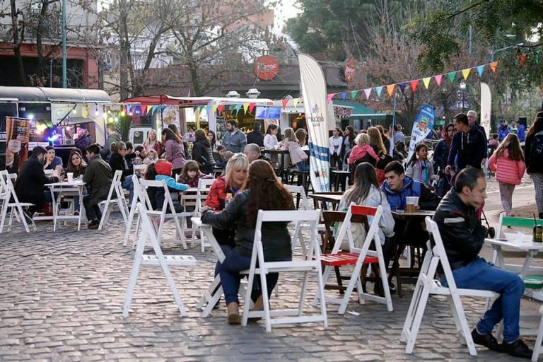 Festivales al por mayor en Almirante Brown