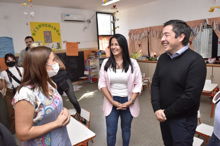 Nardini y Correa visitaron el Jardín de Infantes N°925 de Tortuguitas 