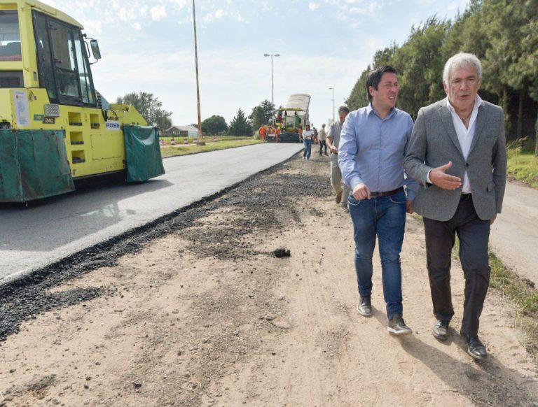 Nardini recorrió obras viales en Colón junto a Ricardo Casi
