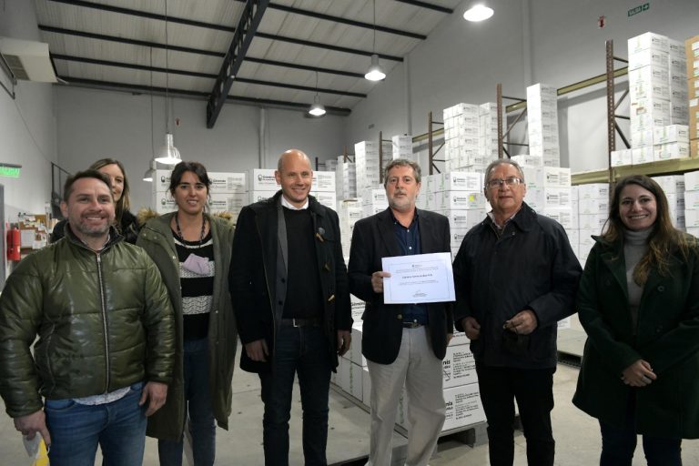 Entrega de créditos a Pyme en Ituzaingó