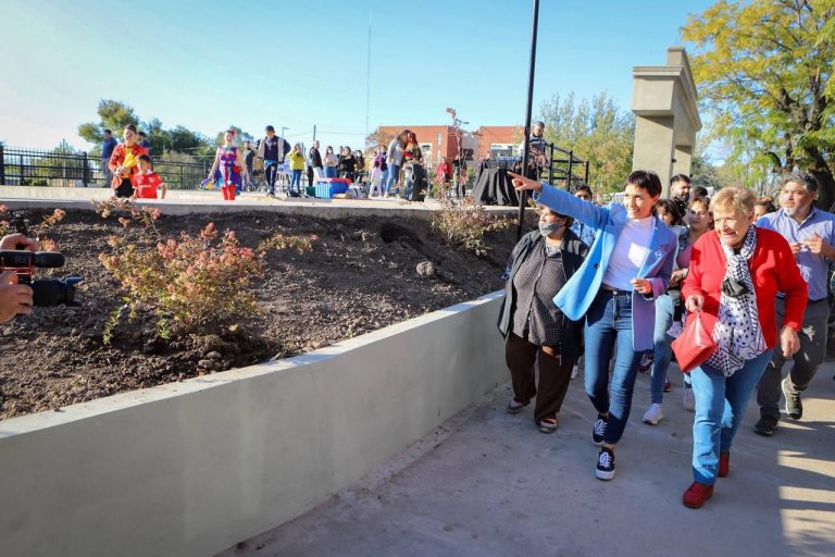 Inauguran plaza del Corralón Municipal en Quilmes