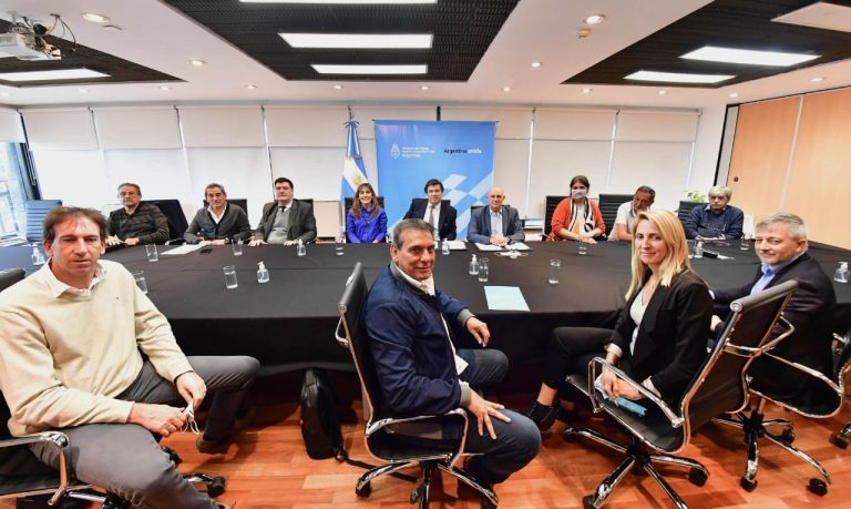 Ferroviarios acordaron un incremento salarial de 40,3%