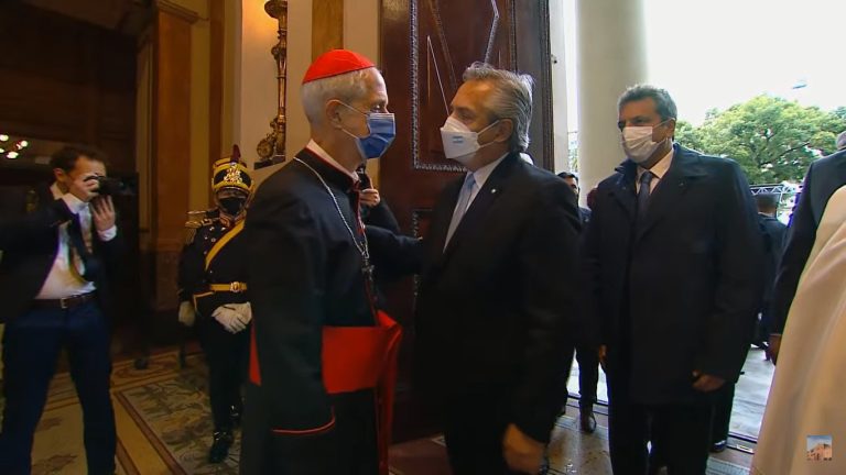 Alberto Fernández pidió “más unidad que nunca” antes de ir al Tedeum por el 25 de Mayo