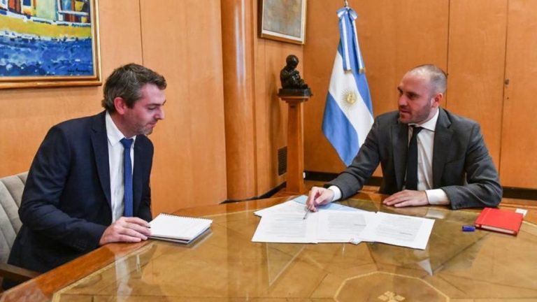 Renunció Feletti a la Secretaría de Comercio Interior y será sustituido por Guillermo Hang