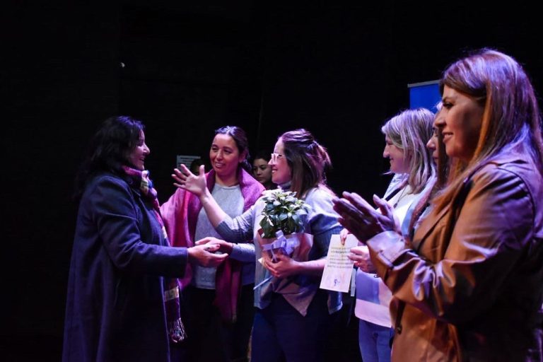 Pilar organizó un reconocimiento para vecinas del distrito