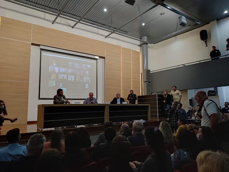 La SRT firmó un convenio de capacitación con la UPCN