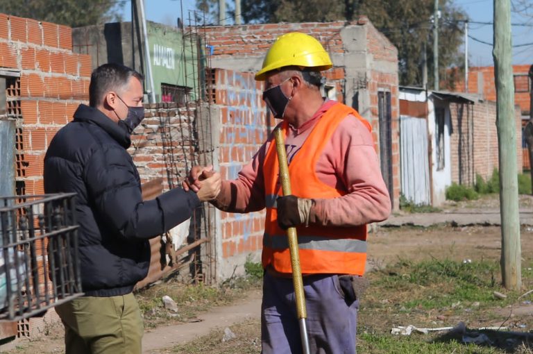 Avanza obra de asfalto en 9 de Abril