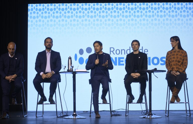 Kicillof encabezó el cierre de la Séptima Ronda de Negocios durante la Expo Escobar 2022