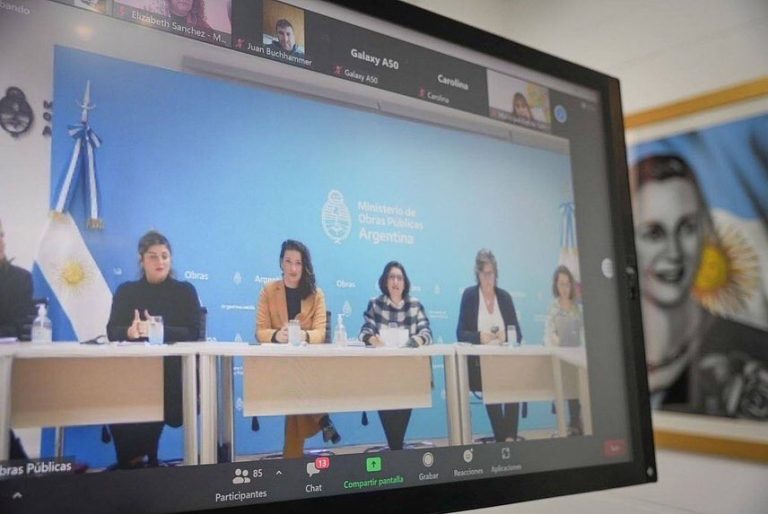 Mayra Mendoza, en la Primera Jornada con Intendentas