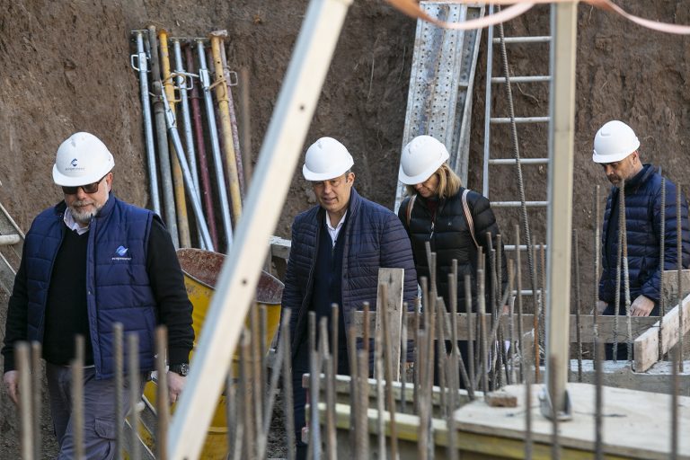 Cascallares visitó las obras de la estación de bombeo de Burzaco