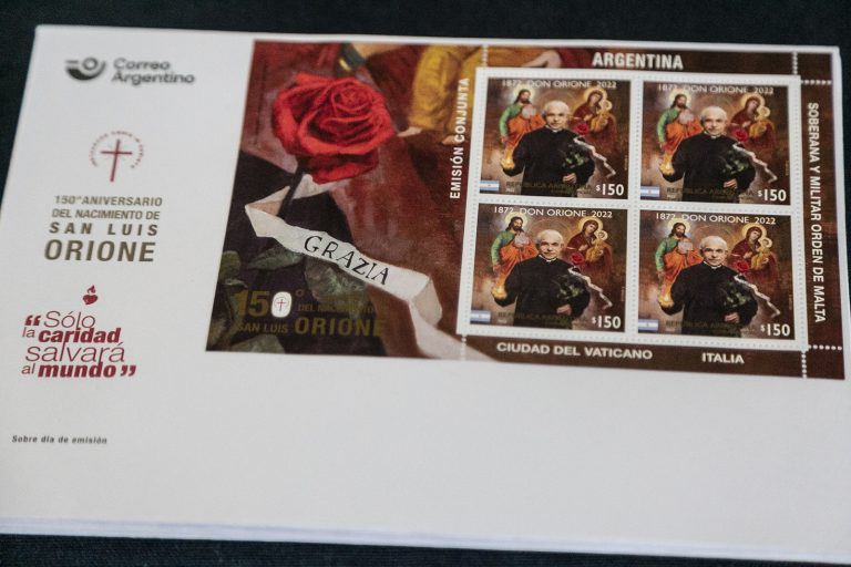 Presentaron estampilla de San Luis Orione en Claypole