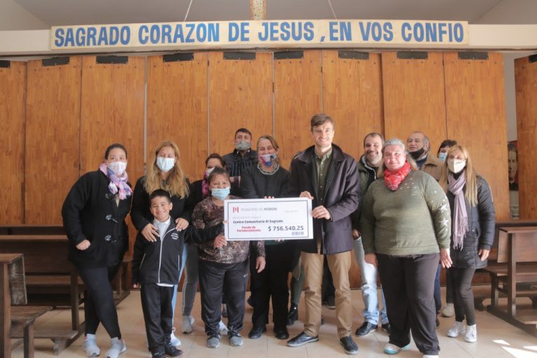Ghi entregó subsidios al Centro Comunitario El Sagrado de Morón sur