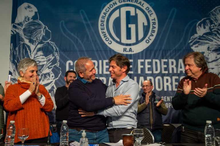 Kicillof: «Esta crisis nos debe encontrar unidos como pueblo en base a la justicia social»