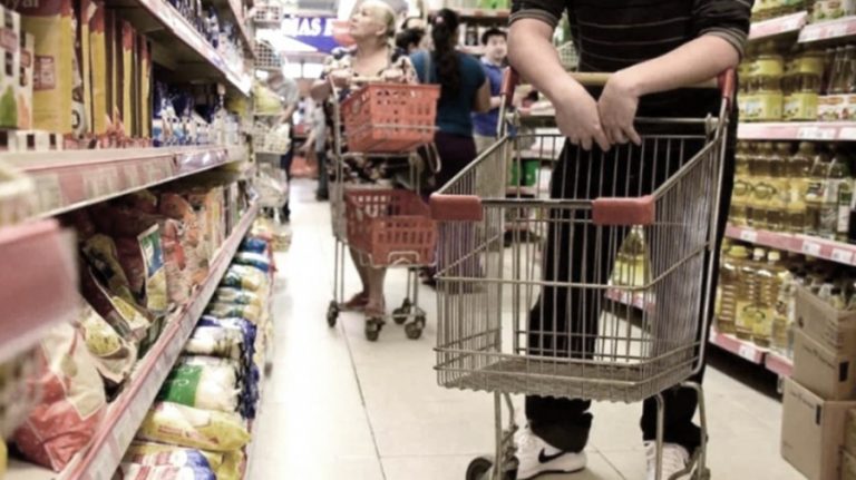 Subió el costo de la canasta básica alimentaria